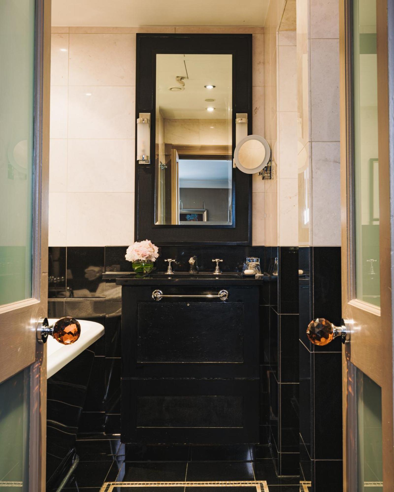 Althoff St James'S Hotel & Club Лондон Екстер'єр фото