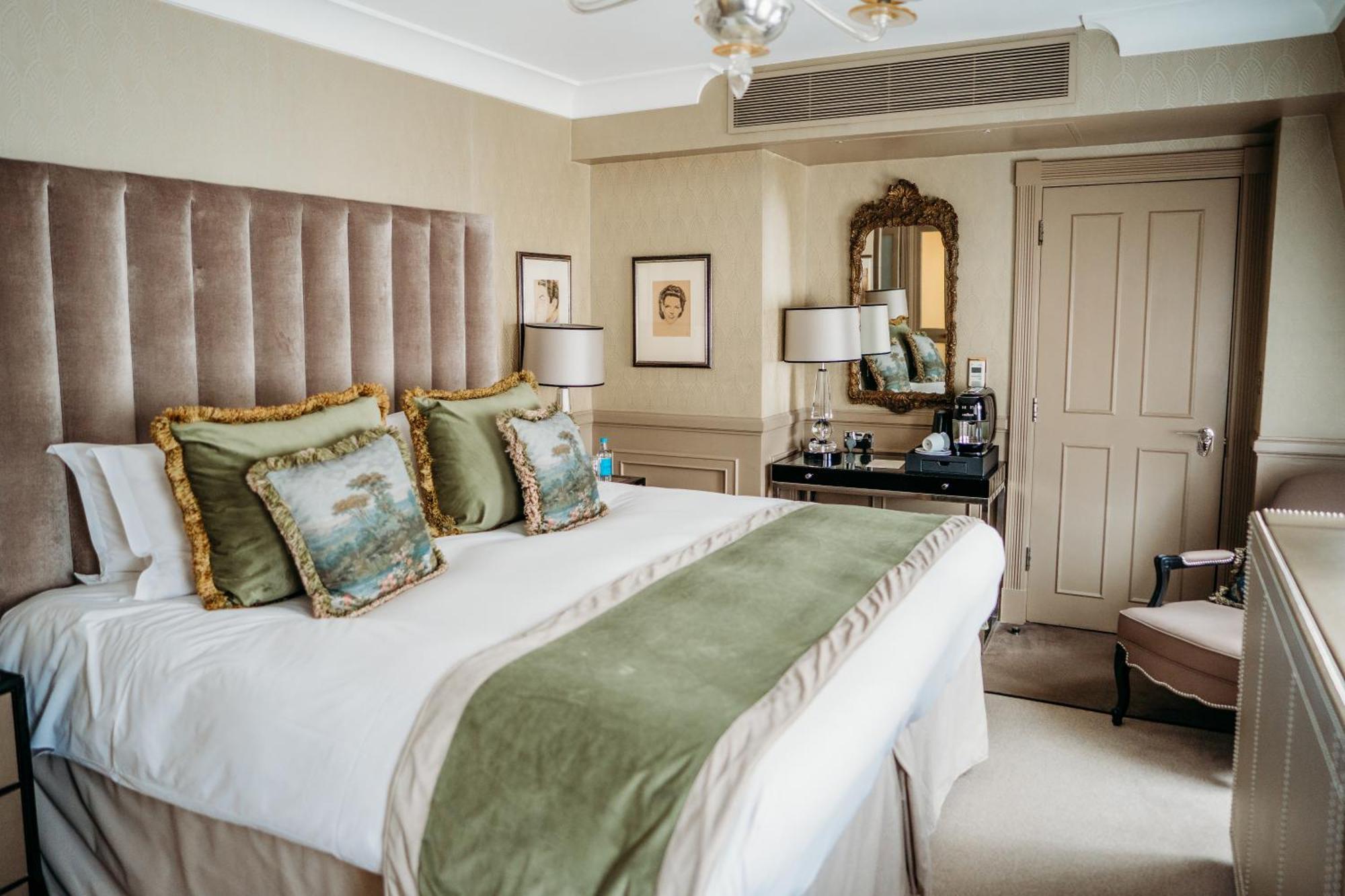 Althoff St James'S Hotel & Club Лондон Екстер'єр фото
